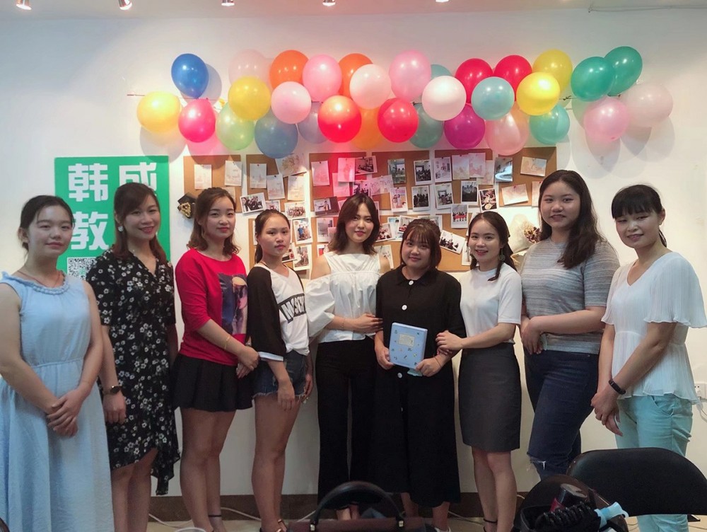 17年韓國(guó)沙龍韓式化妝